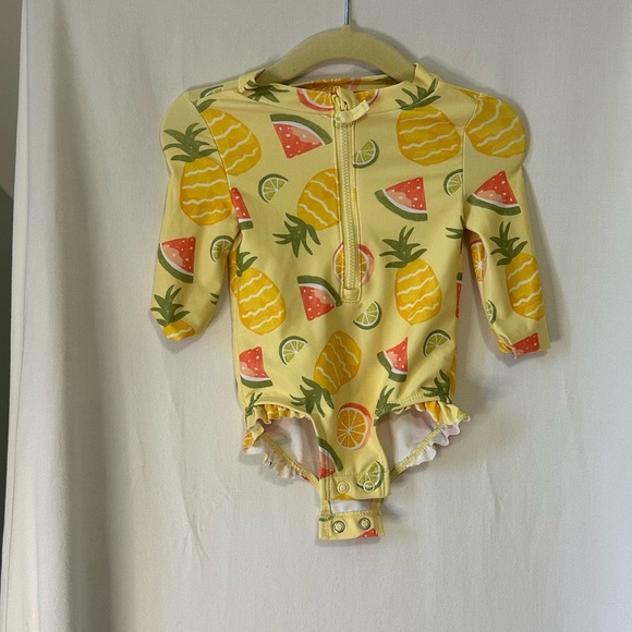 Carter's Lemon and Orange Print Baby Outfit size 6m - Picture 1 of 6